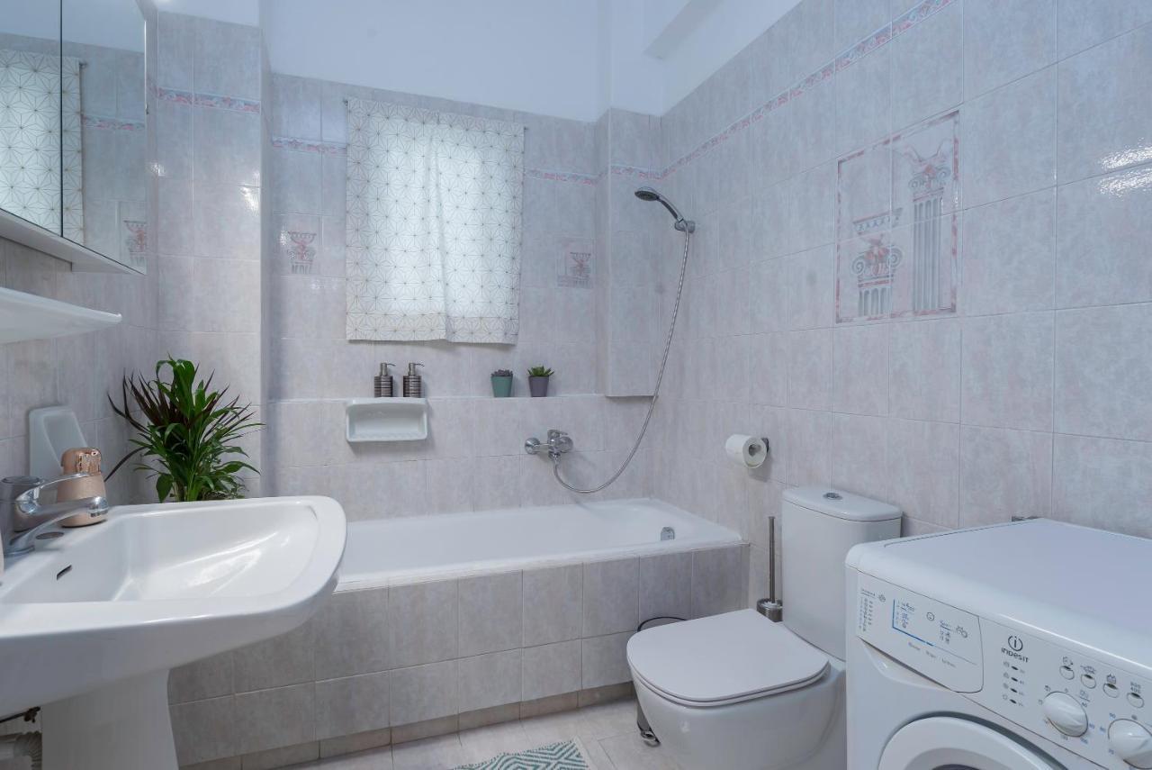 Magnificent Relax Athens Voula Apartment Bagian luar foto