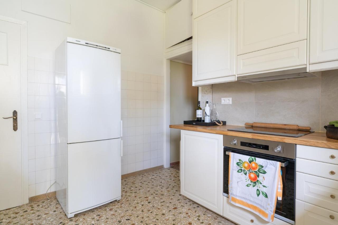 Magnificent Relax Athens Voula Apartment Bagian luar foto