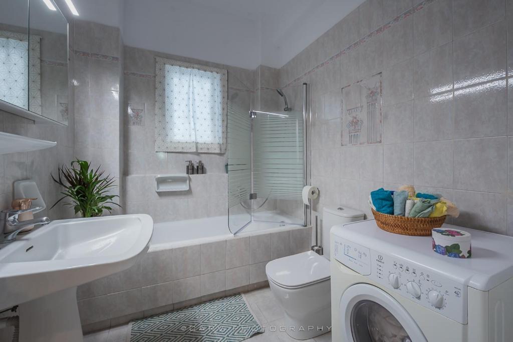 Magnificent Relax Athens Voula Apartment Bagian luar foto